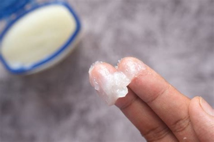 5 Reasons to Add Petroleum Jelly to Your Skincare Routine After 50