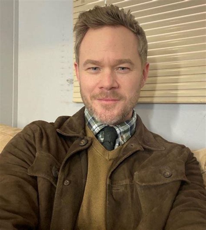 Aaron Ashmore (tvactor) Wiki,Age,Birthday,Biography,Height,Net Worth ..