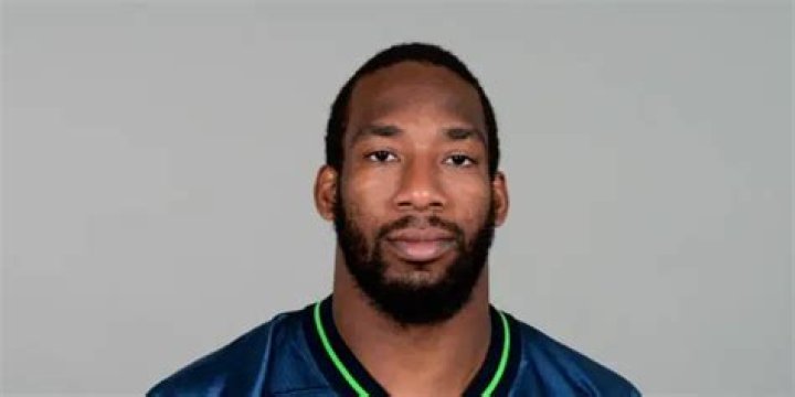 Aaron Curry Net Worth | Celebrity Net Worth