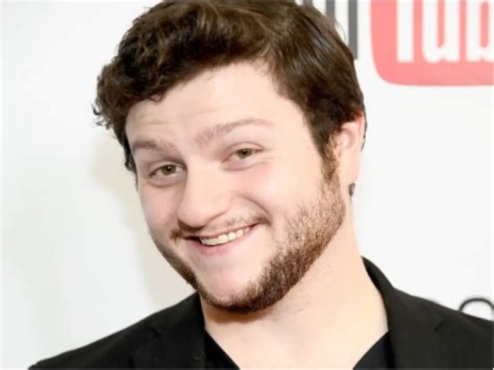 Adam Dahlberg (youtubestar) Wiki,Age,Birthday,Biography,Height,Net Worth ..