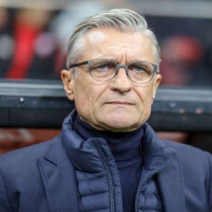 Adam Nawalka | Bio-salary, net worth, married, wife, affair, girlfriend, career