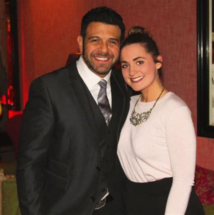 Adam Richman Height, Weight, Age, Girlfriend, Family, Facts, Biography