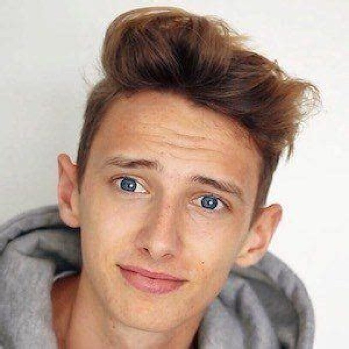 Alex Miller (youtubestar) Wiki,Age,Birthday,Biography,Height,Net Worth