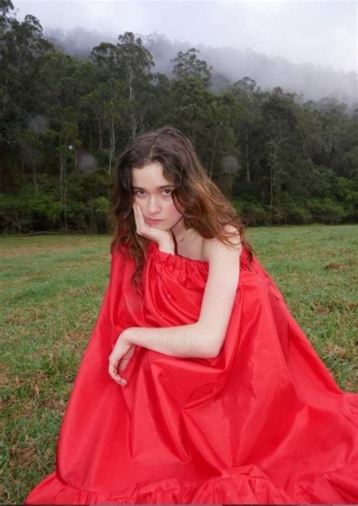 Alice Englert Height, Weight, Age, Boyfriend, Family, Facts, Biography