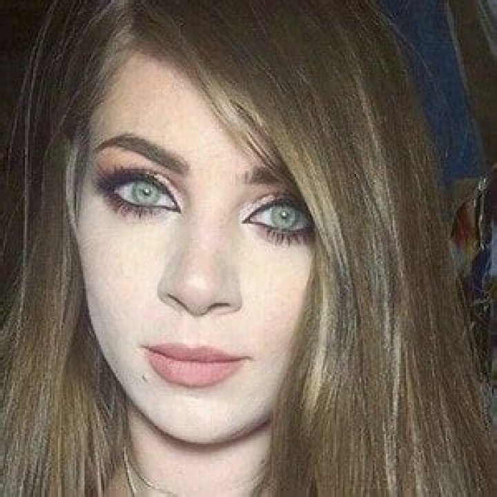 Amber McCrackin (youtubestar) Wiki,Age,Birthday,Biography,Height,Net Worth ..