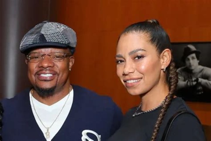 Amy Correa Bell - Bio, Age, Wiki, Facts and Family