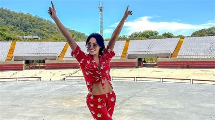 Ana Del Castillo (worldmusicsinger) Wiki,Age,Birthday,Biography,Height,Net Worth ..