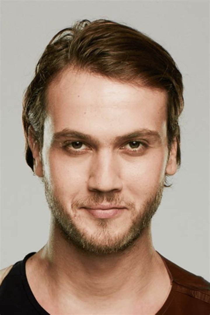 Aras Bulut Iynemli (tvactor) Wiki,Age,Birthday,Biography,Height,Net Worth ..