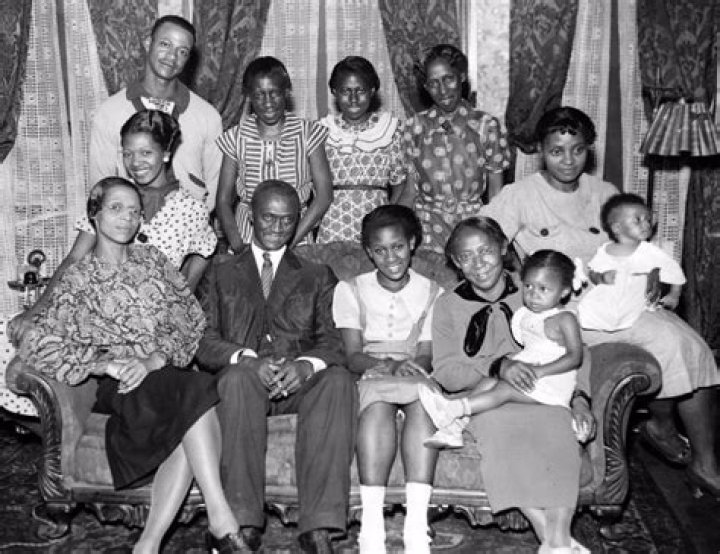 bestdressed - Bio, Age, Wiki, Facts and Family