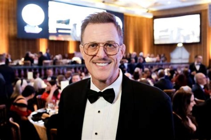 Billy Gardell Net Worth | Celebrity Net Worth