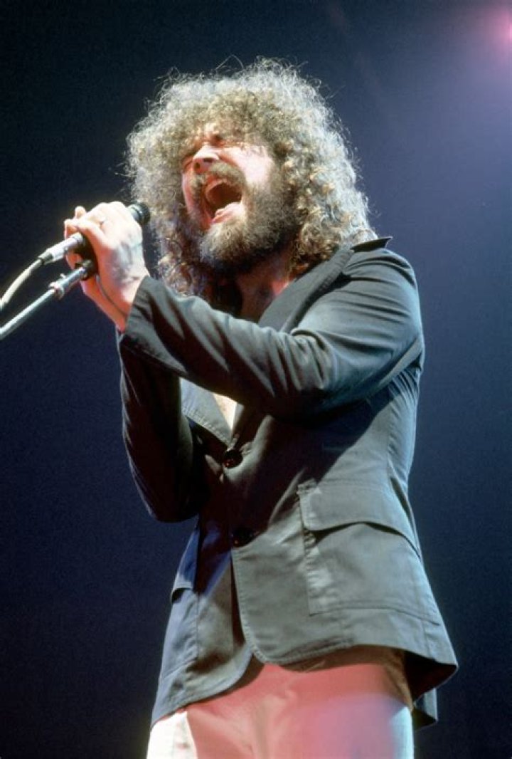 Brad Delp - Bio, Age, net worth, Wiki, Facts and Family