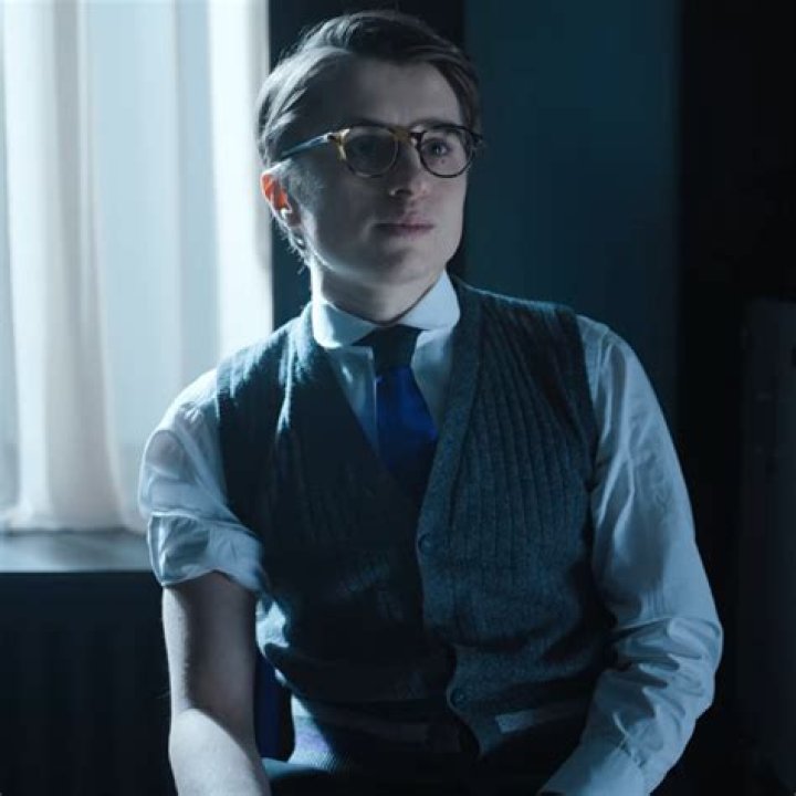 Calum Ross: TV Actor Detailed Bio, Age, Birthday, & Height Insights and more