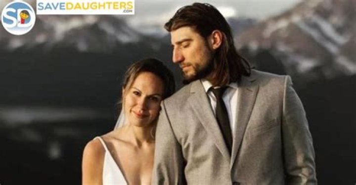 Christopher Tanev Biography-salary, net worth, contract, stats, married, age, relationship, girlfriend, height, nationality
