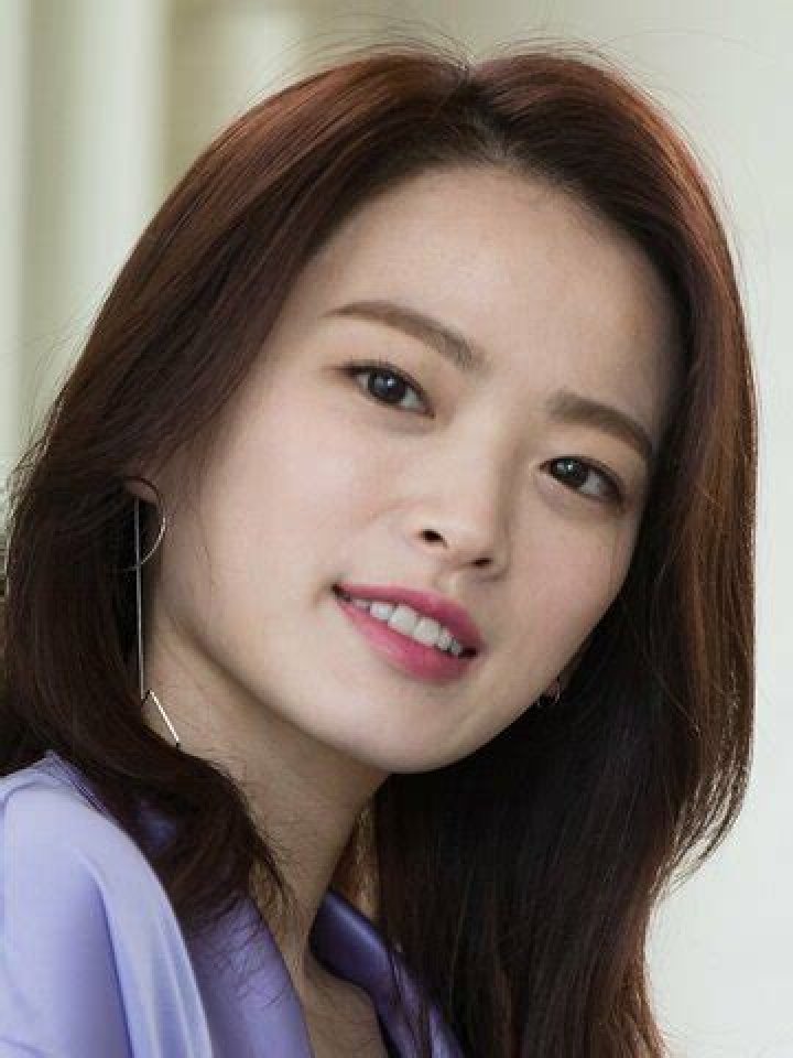 Chun Woo-Hee - Bio, Age, Wiki, Facts and Family