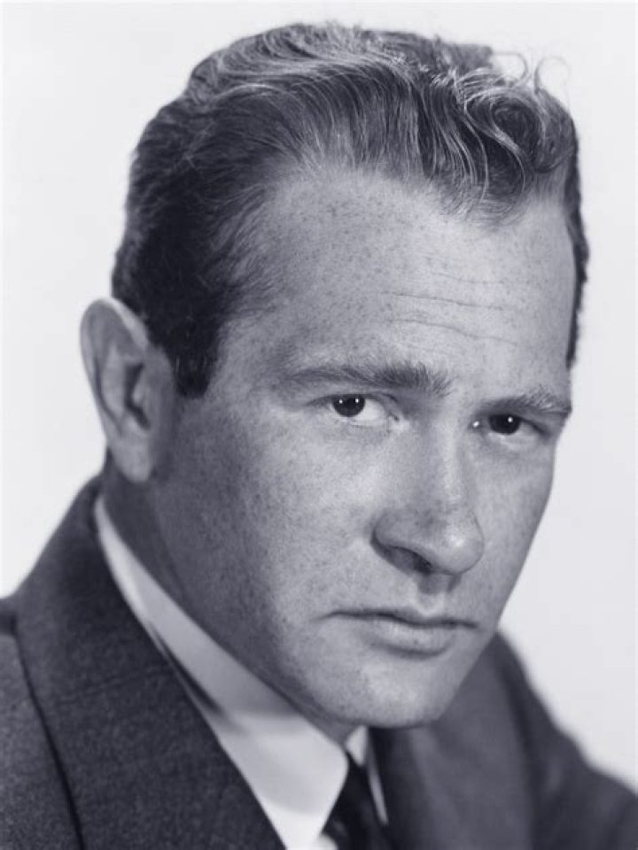 Darren McGavin - Bio, Age, Wiki, Facts and Family