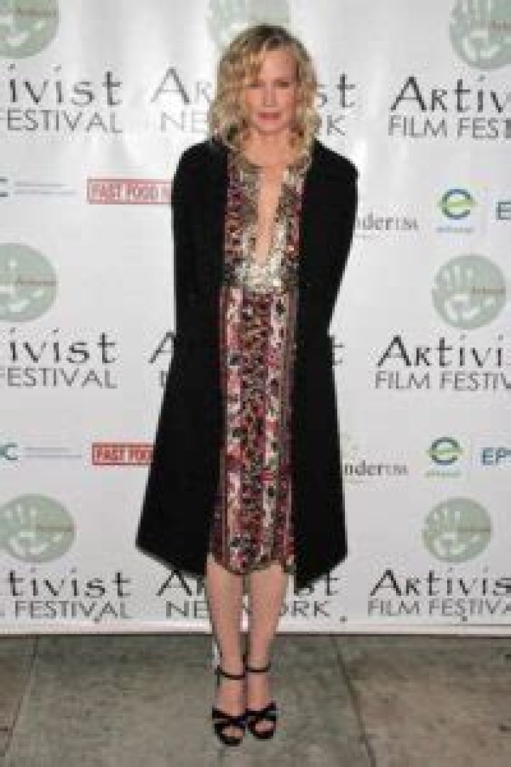 Daryl Hannah Height, Weight, Age, Spouse, Family, Facts, Biography