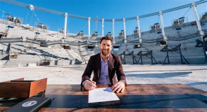 Davenport Renews With VenuWorks Over RiverCenter