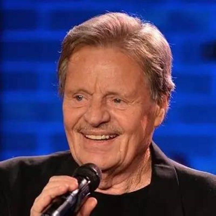 Delbert Mcclinton Net Worth | Celebrity Net Worth