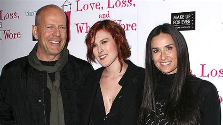 Demi Moore & Ex Bruce Willis Reunite For His 67th Birthday: Photo – Hollywood Life
