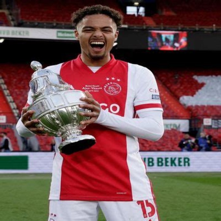 Devyne Rensch Football Career, Salary, and Net worth (Bio, Age, Family, Affair, Girlfriend)