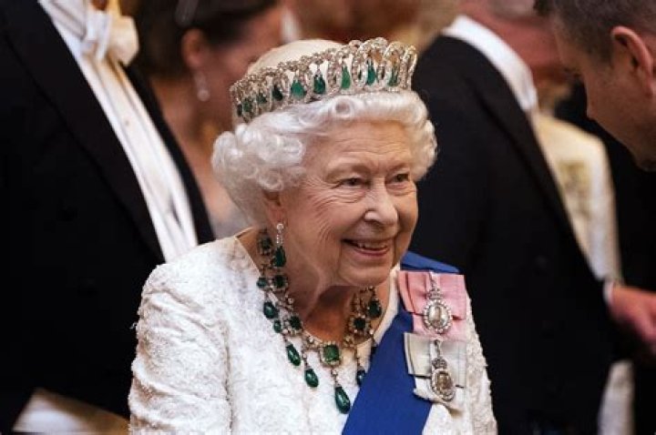 Does Queen Elizabeth II Have Instagram?