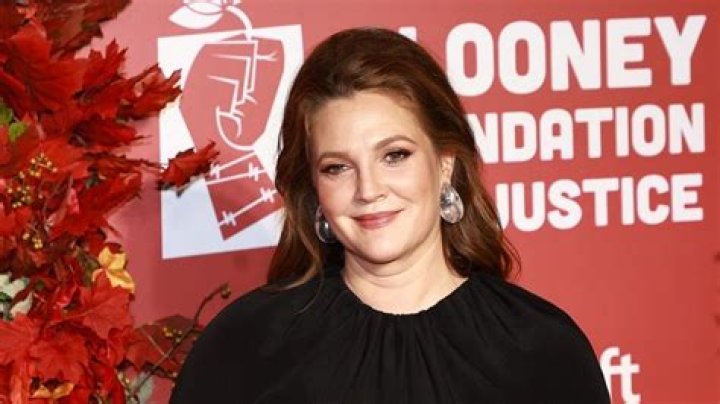 Drew Barrymore Reveals How She Got Sober After "Numbing the Pain" of Her Divorce