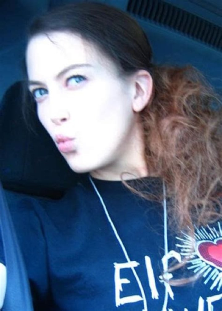 Elyse Sewell Height, Weight, Age, Boyfriend, Family, Facts, Biography