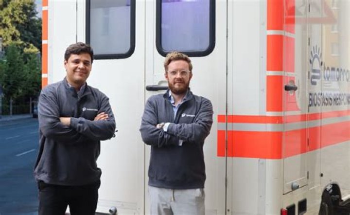 Emil Nava - Bio, Age, siblings, Wiki, Facts and Family