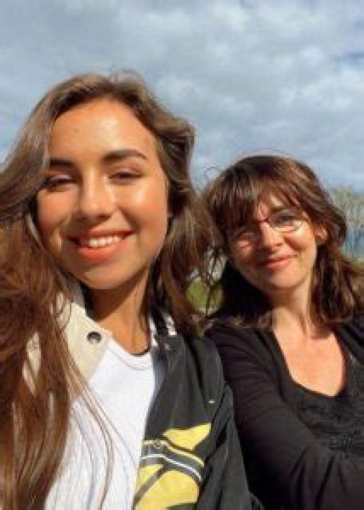 Enola Bedard Height, Weight, Age, Boyfriend, Facts, Biography