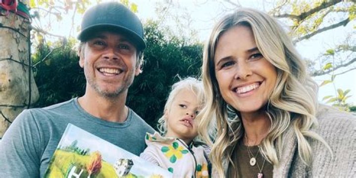 Eric Christian Olsen Wife, Net Worth, Brother, Family, Siblings