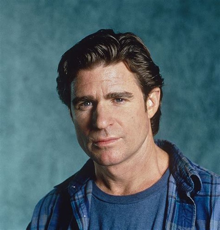 ‘Everwood’ Star Treat Williams Dead After Motorcycle Accident – Hollywood Life