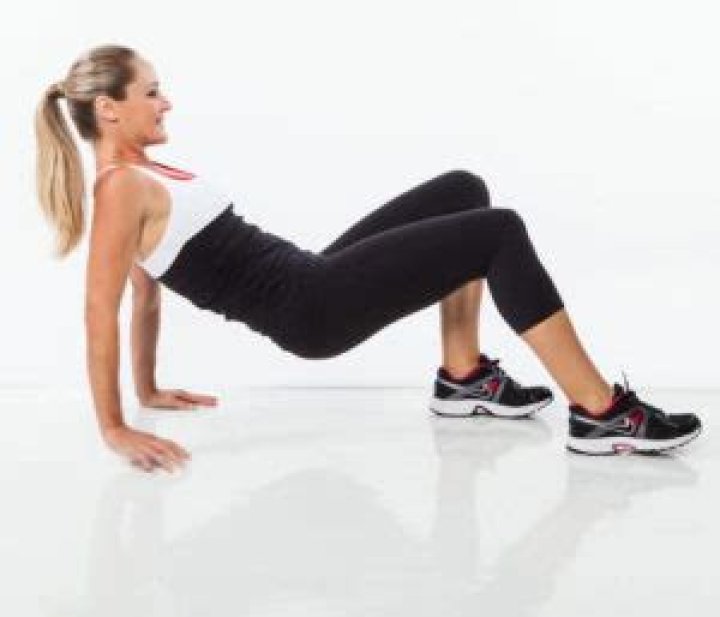 Extract the Max Out of Your Life: How Fitness Keeps Ashley Roberts Moving Up and Up