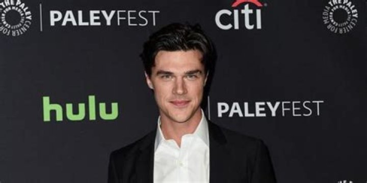 Finn Wittrock Net Worth | Celebrity Net Worth