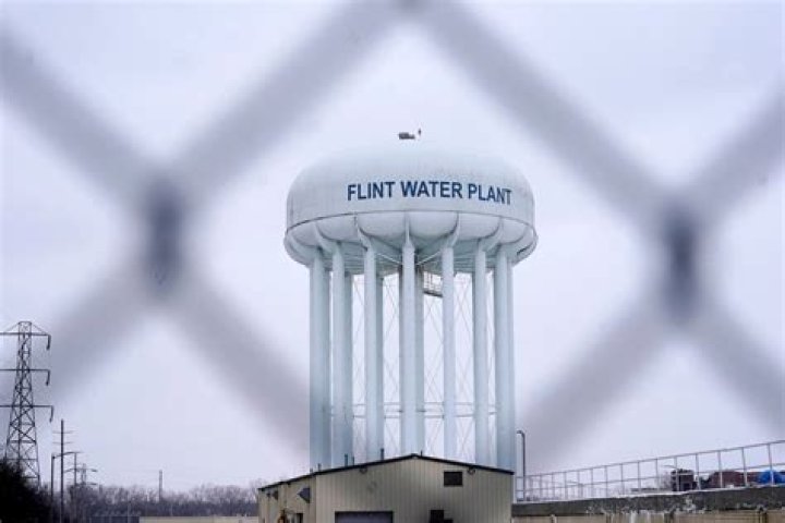 
Flint, Michigan under boil water advisory after major water main break 