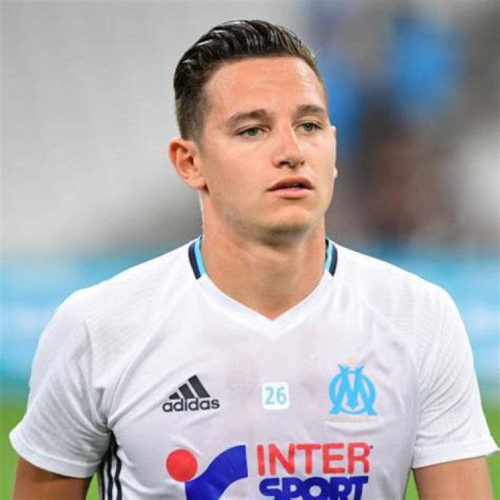 Florian Thauvin| Bio-salary,net worth,married,affair,dating,girlfriend,engagement