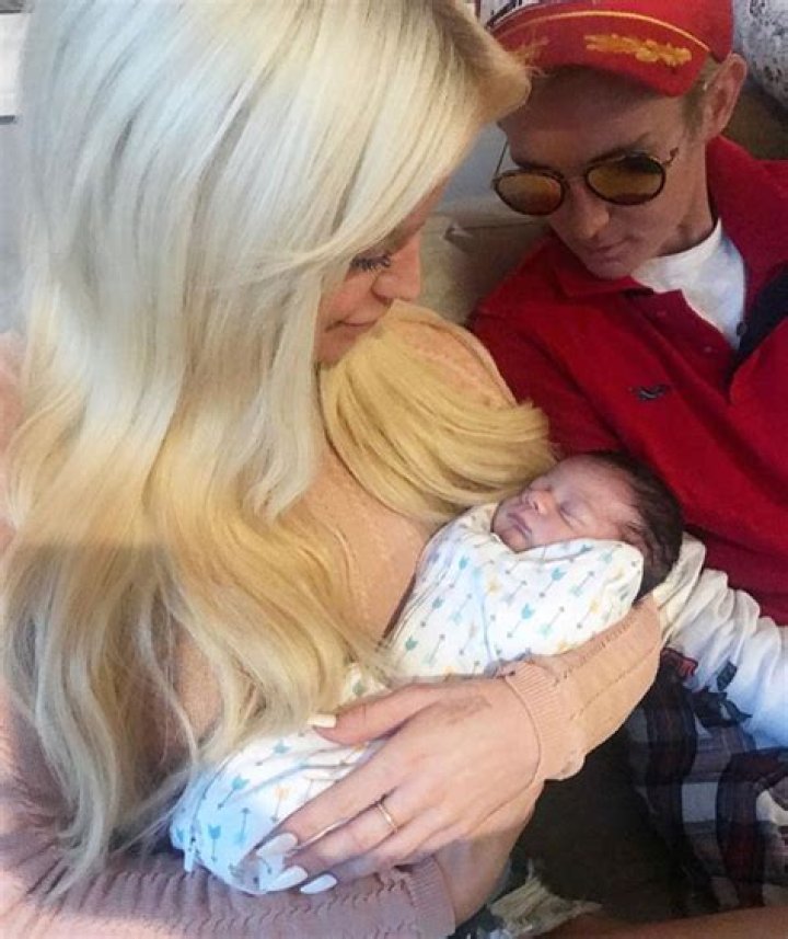GiGi Gorgeous Announces Her And GF Are Parents — ‘Thank You To Our Beautiful Surrogate’