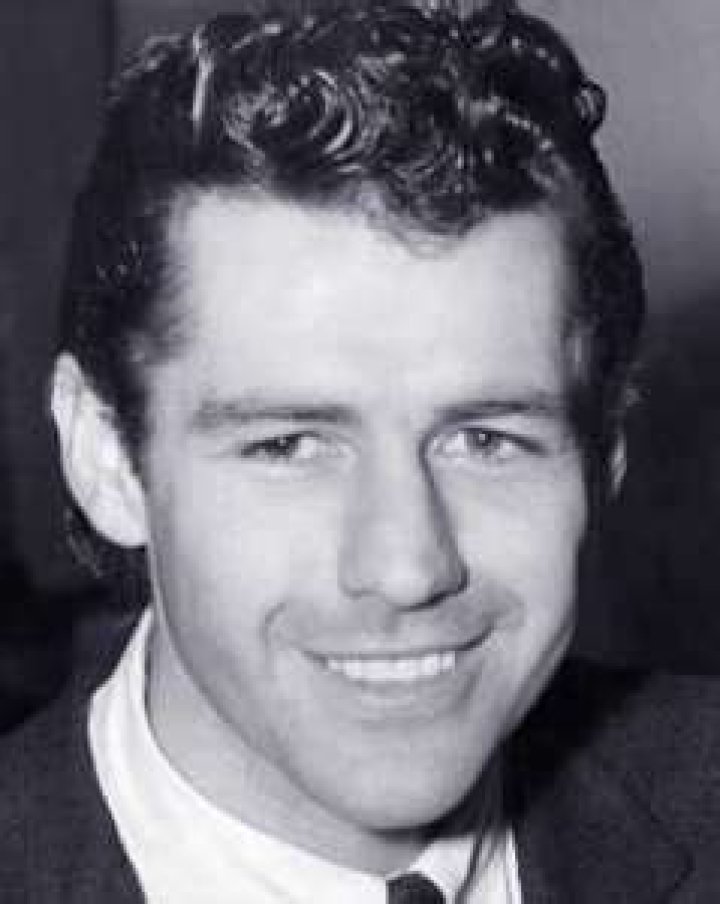 Gordon Scott - Bio, Age, Wiki, Facts and Family