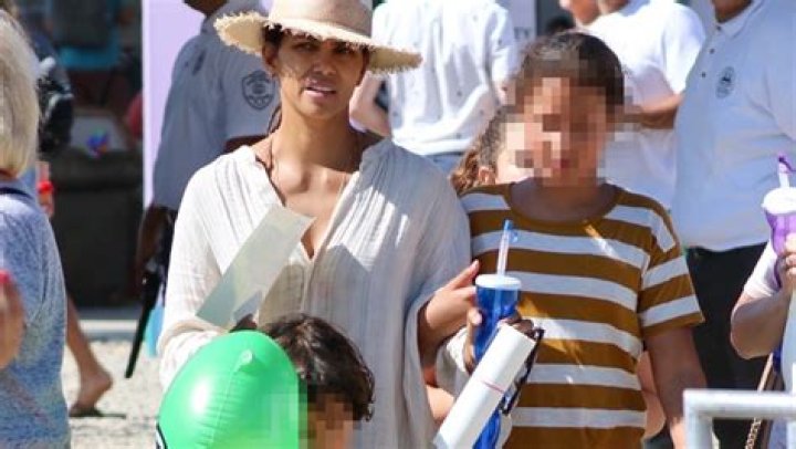 Halle Berry & Kids Nahla & Maceo Attend Malibu Chili Cook-Off — Pic – Hollywood Life