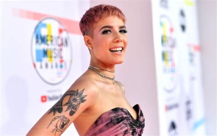 Halsey Net Worth | Celebrity Net Worth