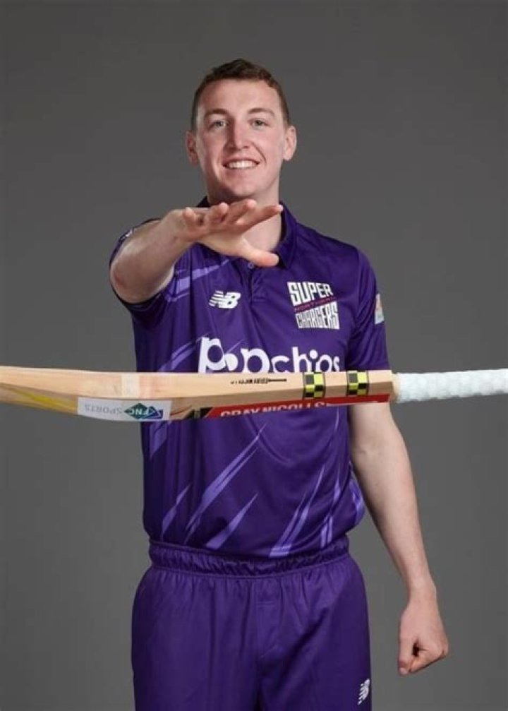 Harry Brook Height, Weight, Family, Education, Biography