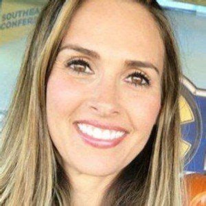Heather Mitts - Bio, Age, Wiki, Facts and Family