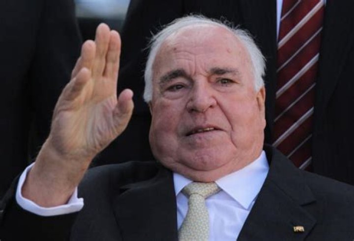 Helmut Kohl Net Worth | Celebrity Net Worth