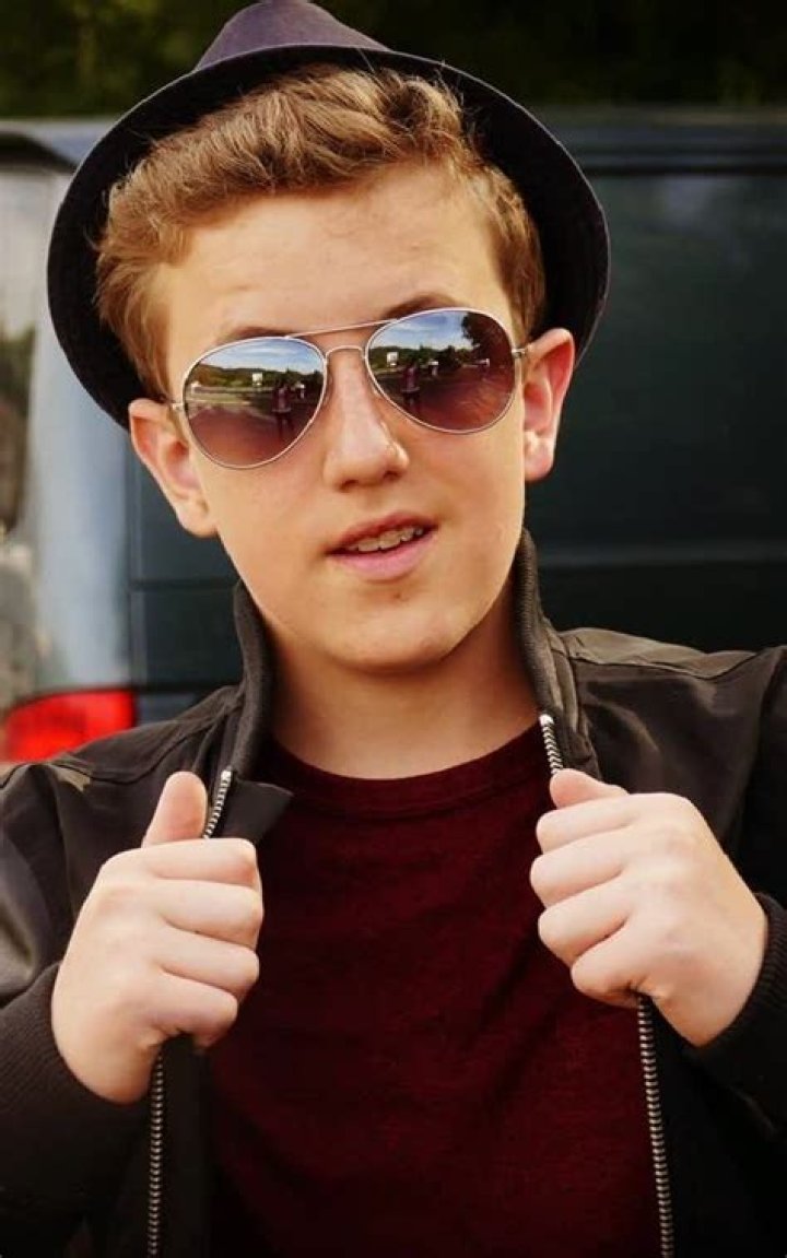 Henry Gallagher - Bio, Age, Wiki, Facts and Family