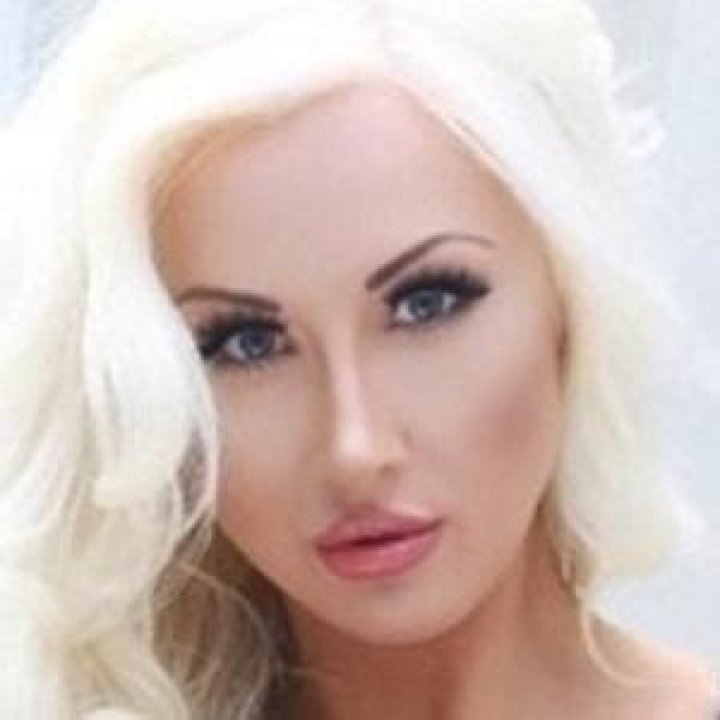 Holly Deacon - Bio, Age, Wiki, Facts and Family