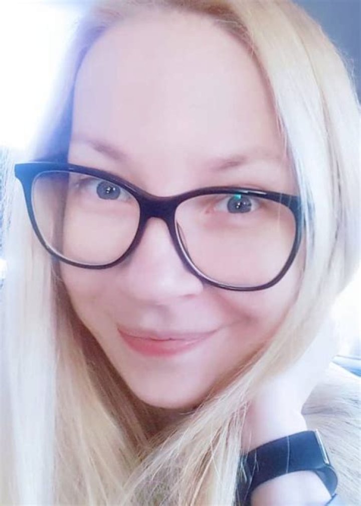 IdunnGoddess Height, Weight, Age, Body Statistics