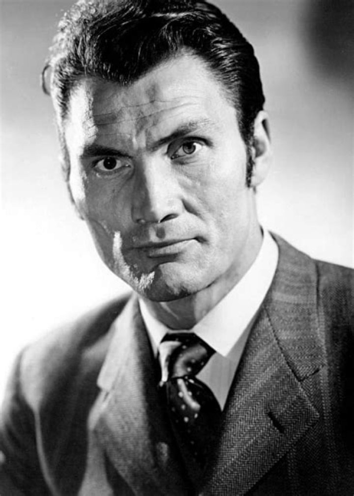 Jack Palance Height, Weight, Age, Death, Net Worth, Biography
