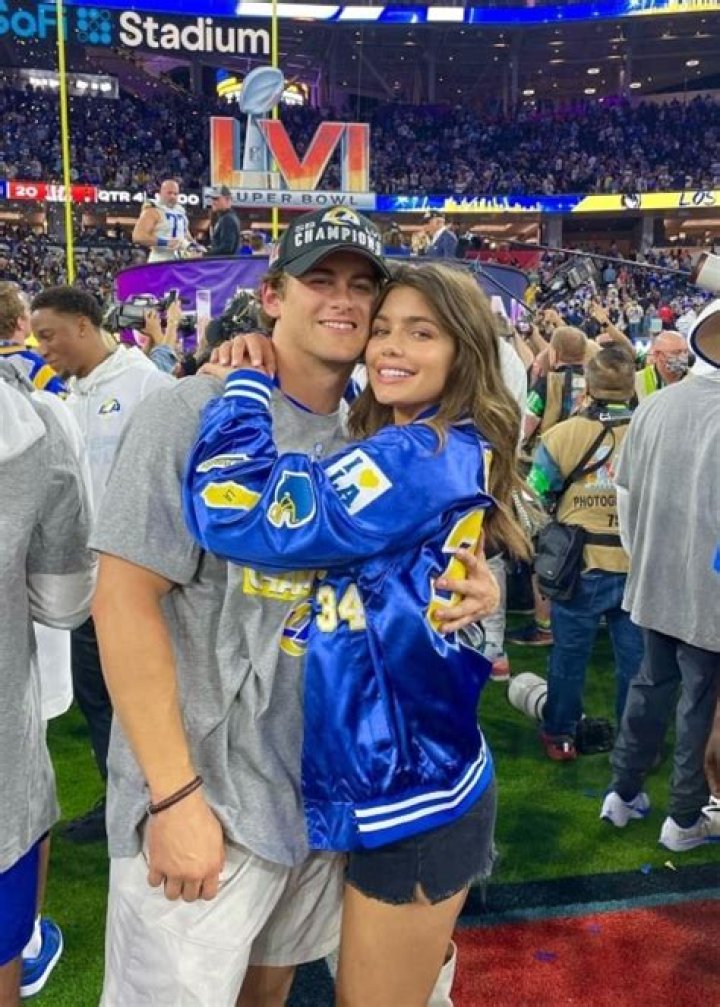 Jake Funk Height, Weight, Age, Body Statistics