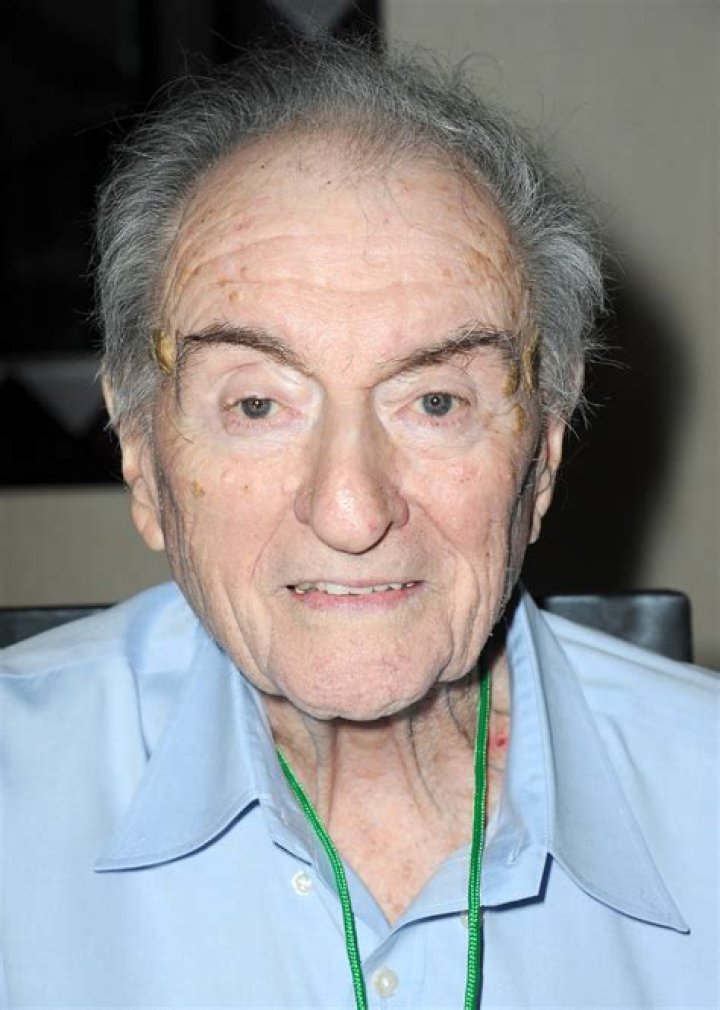 Jason Wingreen Net Worth | Celebrity Net Worth