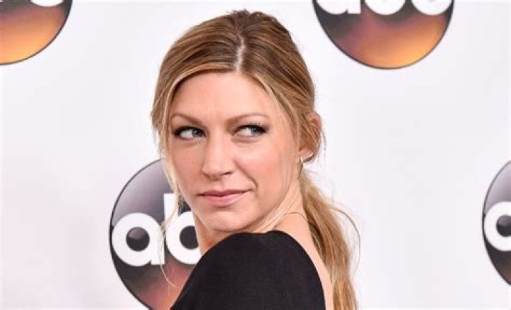 Jes Macallan Net Worth | Celebrity Net Worth