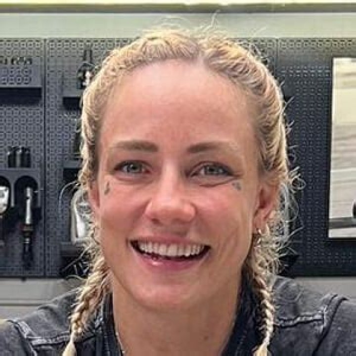 Jessica Clark - Bio, Age, Wiki, Facts and Family